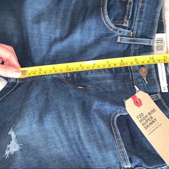 NWT Levi’s 720 High-Rise Super Skinny 2 Short W26 - Picture 8 of 9